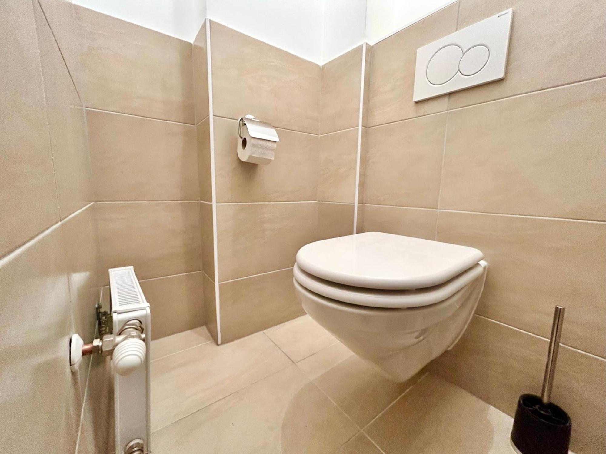 Stylish Schonbrunn Apartments With Free Parking Vienna Exterior photo